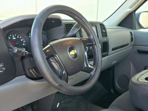 Used 2013 Chevrolet Silverado 1500 W/T w/ LS Package image 9