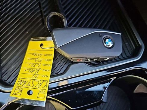 Used 2024 BMW 530i xDrive w/ Premium Package image 16