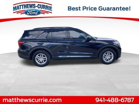 New 2025 Ford Explorer Active image 3