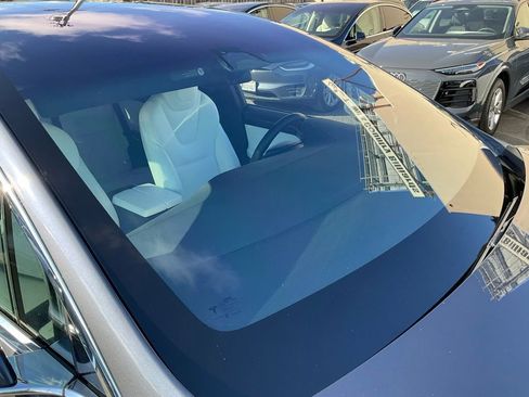 Used 2019 Tesla Model X Performance image 74