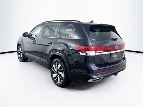 Used 2025 Volkswagen Atlas SE image 5