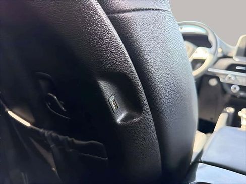 Used 2022 Kia Telluride EX FWD image 19
