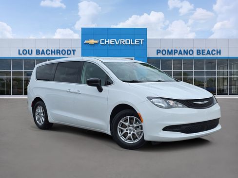 Used 2024 Chrysler Voyager LX FWD image 1