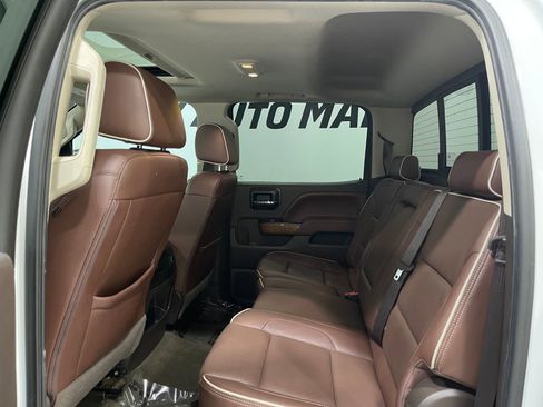 Used 2016 Chevrolet Silverado 1500 High Country w/ High Country Premium Package AWD/4WD image 30