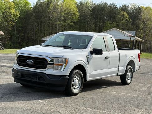 Used 2021 Ford F150 XL w/ Trailer Tow Package RWD image 2