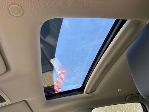 New 2026 Honda HR-V EX-L image 16