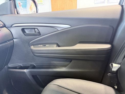 Used 2023 Honda Passport EX-L image 37