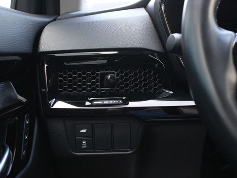 Used 2025 Honda CR-V EX-L image 30