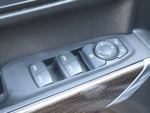 Used 2020 Chevrolet Silverado 1500 LT Trail Boss AWD/4WD image 20