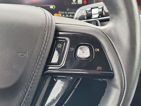 Used 2024 Lincoln Aviator Reserve w/ Equipment Group 201A image 13