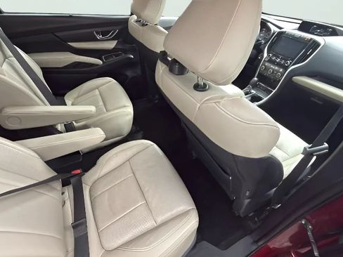 Used 2019 Subaru Ascent Limited AWD/4WD image 10
