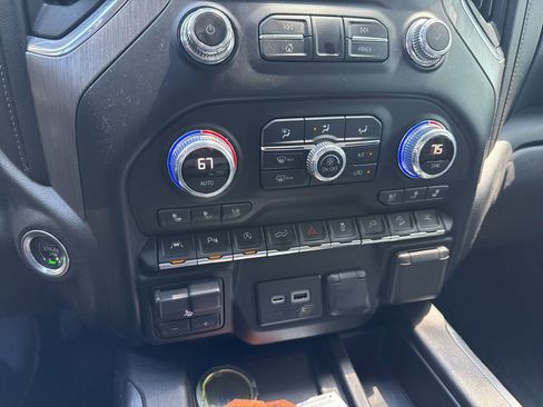 Used 2019 GMC Sierra 1500 Denali w/ Denali Ultimate Package AWD/4WD image 20