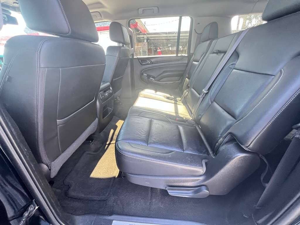 Used 2016 Chevrolet Suburban LT RWD image 14