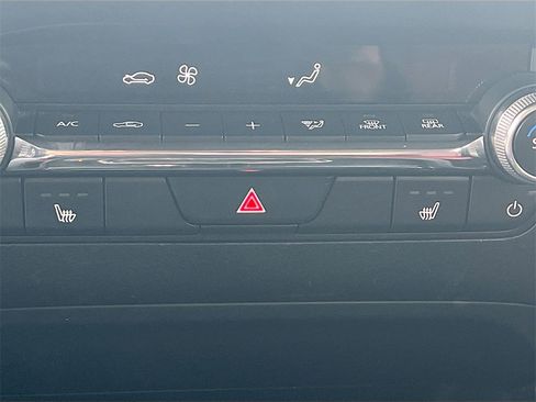 Used 2024 MAZDA MAZDA3 s image 19