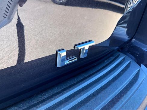 New 2026 Chevrolet Suburban LT w/ Comfort Package image 16