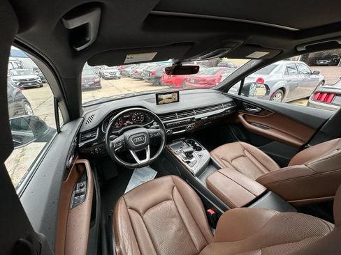 Used 2017 Audi Q7 3.0T Premium Plus w/ Premium Plus Package AWD/4WD image 31
