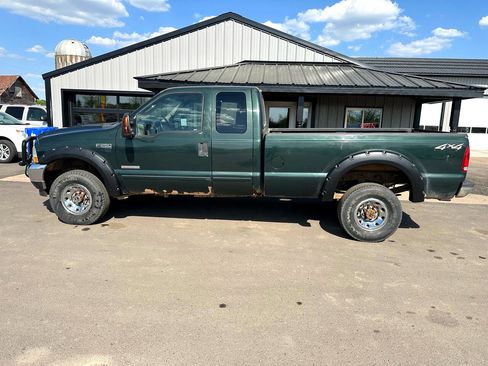 Used 2003 Ford F250 XLT image 4