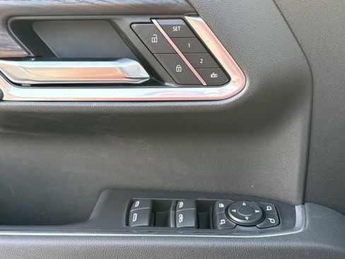 New 2026 GMC Sierra 1500 SLT AWD/4WD image 19