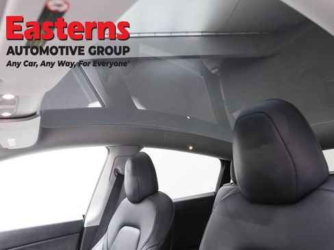 Used 2021 Tesla Model Y Long Range image 31