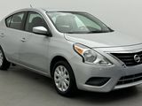 Used 2017 Nissan Versa SV image 3
