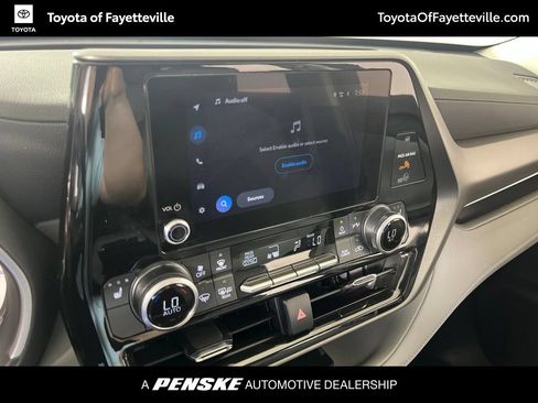 Certified 2026 Toyota Highlander XLE AWD/4WD image 34