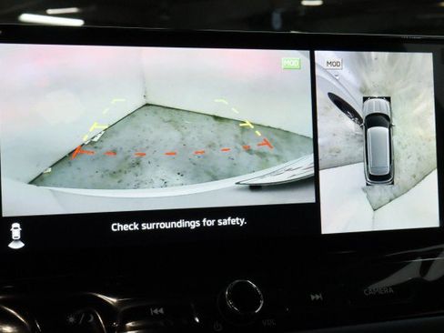 New 2026 Mitsubishi Outlander SE FWD image 13