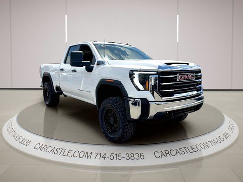 Used 2024 GMC Sierra 2500 Pro AWD/4WD image 7