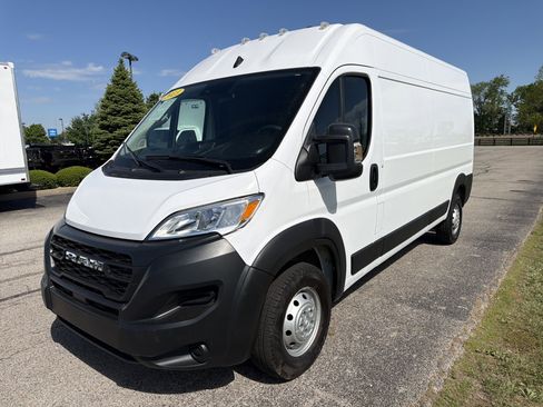 Used 2023 RAM ProMaster 2500 FWD image 4