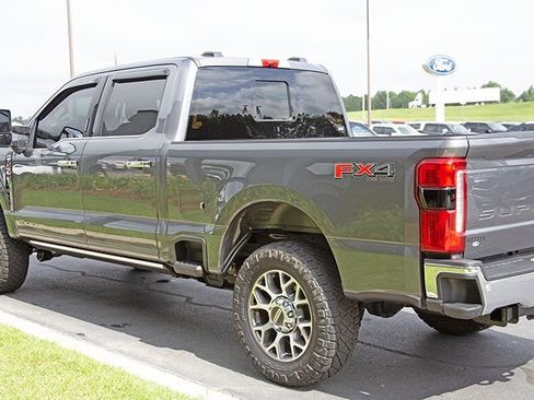 Used 2026 Ford F250 Lariat w/ Chrome Package AWD/4WD image 15
