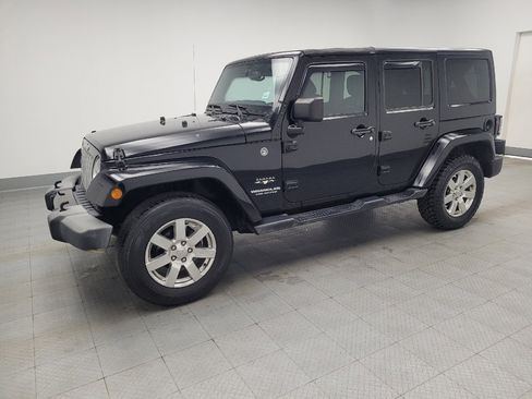 Used 2017 Jeep Wrangler Unlimited Sahara w/ Max Tow Package image 2