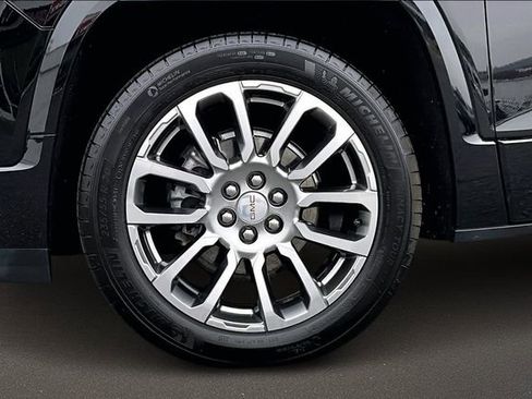 Certified 2023 GMC Acadia Denali w/ LPO, Floor Liner Package image 8