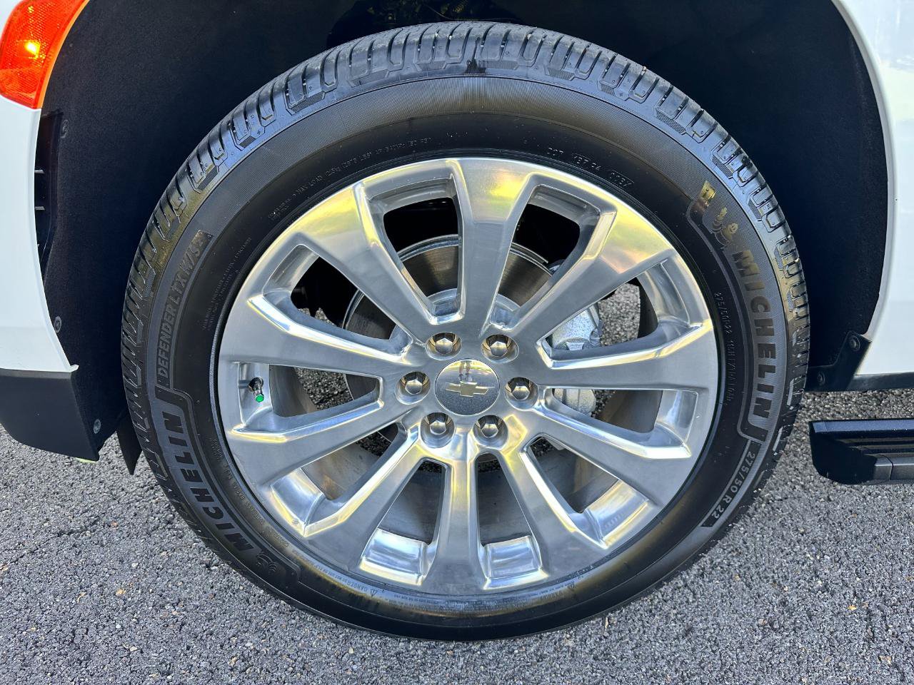 Used 2023 Chevrolet Tahoe Premier w/ Premium Package 2 RWD image 65