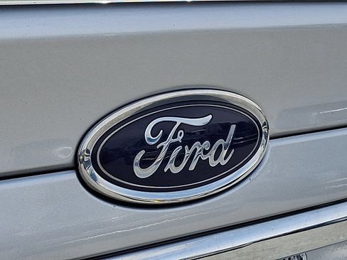 Used 2017 Ford Fusion Titanium image 29