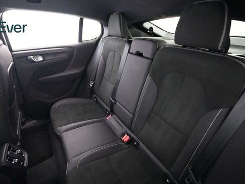Used 2023 Volvo C40 P8 Recharge Plus w/ Protection Package Premier AWD/4WD image 24