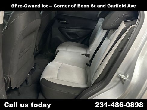 Used 2019 Chevrolet Trax LT image 26