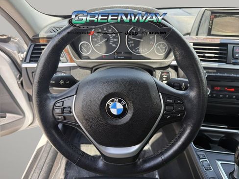 Used 2015 BMW 328i xDrive Sedan AWD/4WD image 25