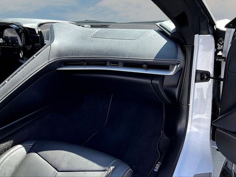 Used 2023 Chevrolet Corvette Z06 image 15