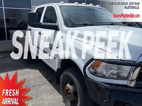 Used 2015 RAM 3500 Tradesman w/ Chrome Appearance Group image 3