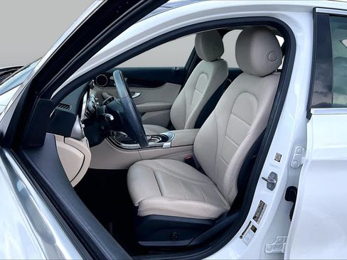 Used 2018 Mercedes-Benz C 300 Sedan image 8