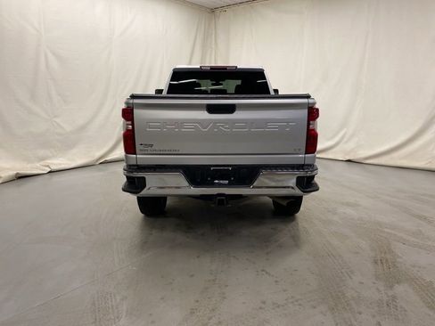 Used 2023 Chevrolet Silverado 2500 LT w/ Convenience Package image 7