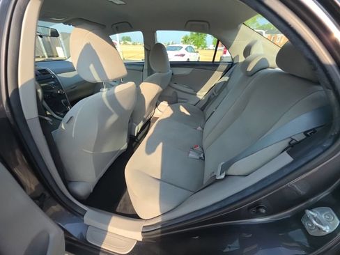 Used 2012 Toyota Corolla L FWD image 21