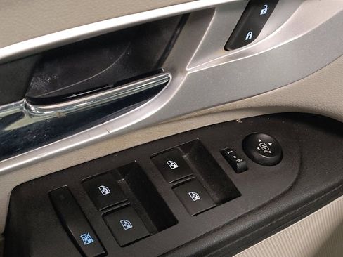 Used 2016 Chevrolet Equinox LT w/ Convenience Package image 27