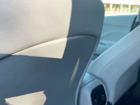 Certified 2025 Hyundai Kona SEL AWD/4WD image 17