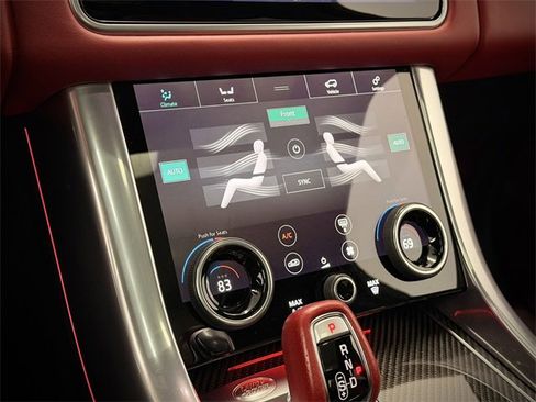 Used 2022 Land Rover Range Rover Sport SVR image 40