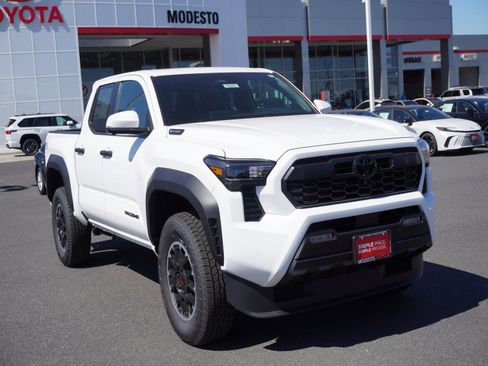 New 2026 Toyota Tacoma TRD Off-Road AWD/4WD image 30