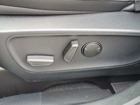 New 2026 Ford Escape PHEV image 9