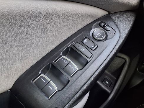 Certified 2020 Honda Accord LX image 9