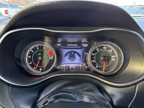 Used 2020 Jeep Cherokee Limited image 32