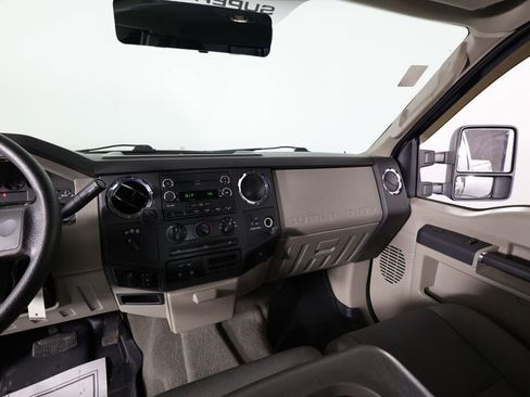Used 2010 Ford F250 Lariat image 23
