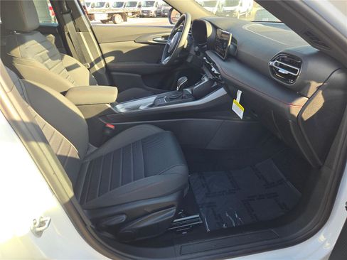 New 2025 Dodge Hornet GT w/ GT Blacktop Package image 7